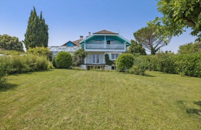 Exclusivité! Somptueuse villa individuelle avec piscine et vue sur Genève